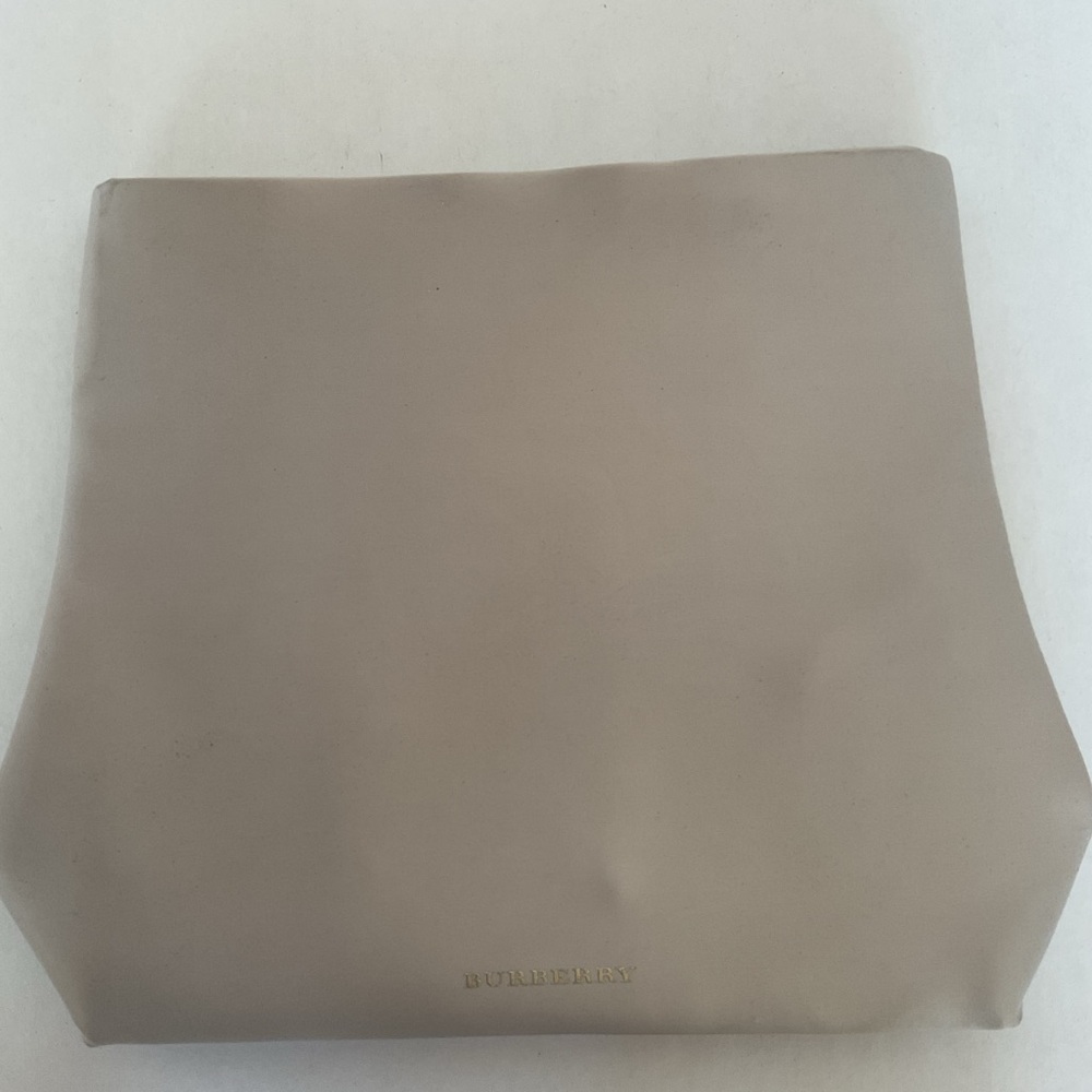 Burberry NWOT Zippered Makeup bag
